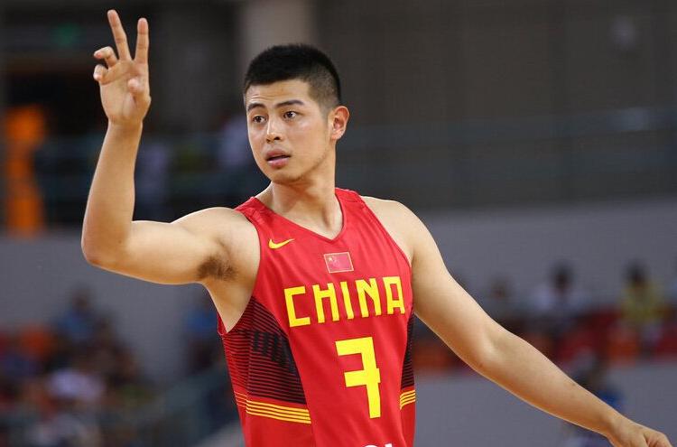中国男篮发挥出色，取得了一场耀眼的胜利