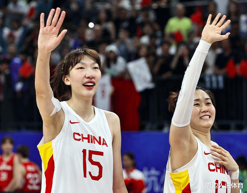 女篮第一人夺冠感谢中国母队 不提美国东家 无意回归冲第六冠吗(2)