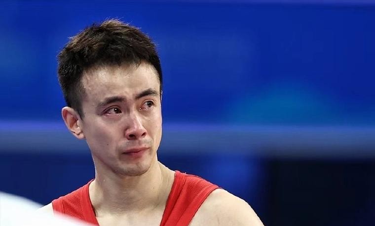 赵继伟哭了，默默承受太多，男篮失败不能全怪他，中国体育要改革(2)