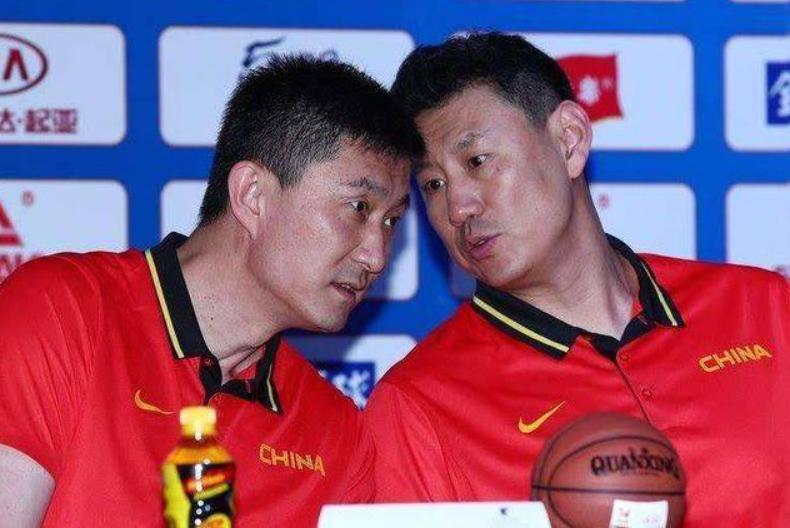 杜锋成为国家队历史最差战绩主教练，胡明轩永远触不到奥运会地板(4)