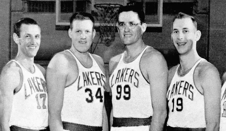 NBA历史上最具统治力的7个王朝排名，湖人占三，绿军榜一没悬念！(4)