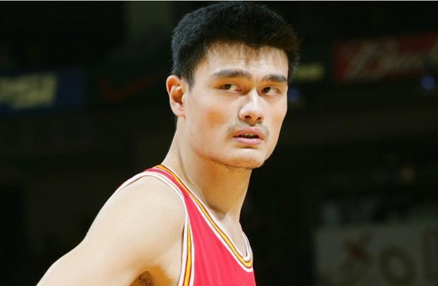为何很少中国球员进入到NBA联盟，如今更是一个都没有