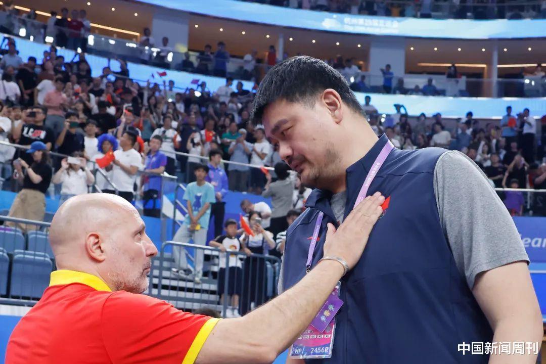 中国男篮主教练：太不尊重我了(3)