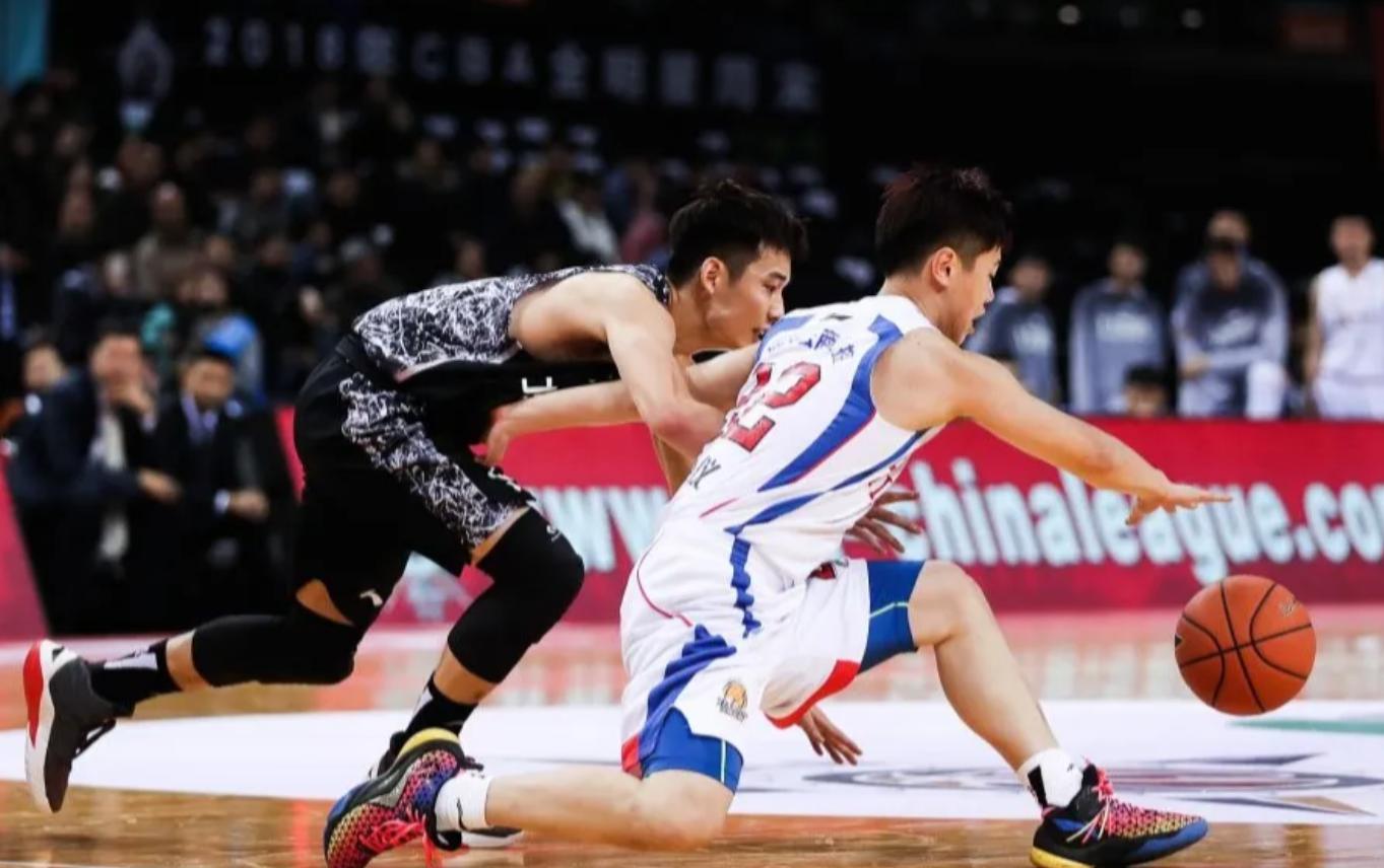 CBA全明星星锐挑战赛：年轻球员崛起，中国篮球的希望(3)