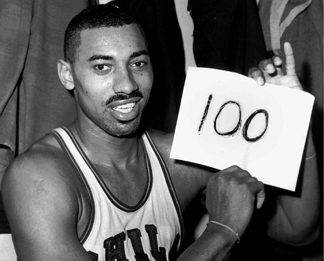 NBA历史得分榜前十：詹姆斯高居第一，最强之人不在前三(4)