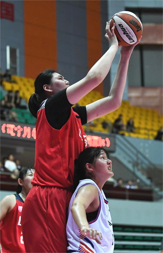 期待！2米28小将入选中国女篮，身高已超姚明，曾单场砍68分38板(4)