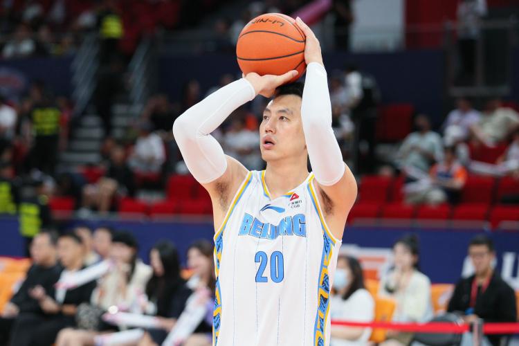 全力以赴打好季后赛 北京首钢篮球俱乐部举行男篮季后赛动员会(1)
