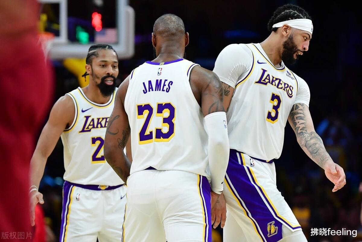 随着NBA季后赛的临近，洛杉矶湖人队亟需解决的五大弱点(5)