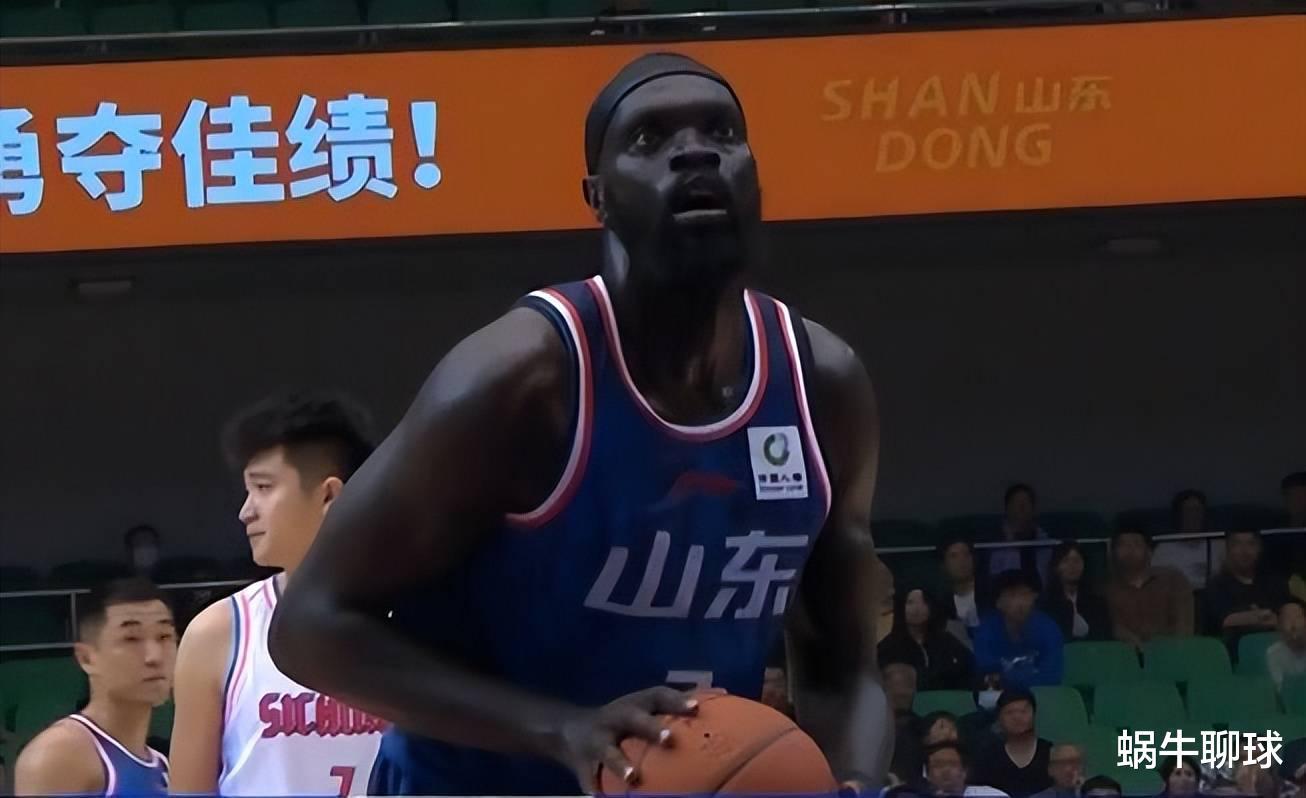 CBA常规赛结束了，三位打爆中国男篮的外援，在中国表现如何？(5)