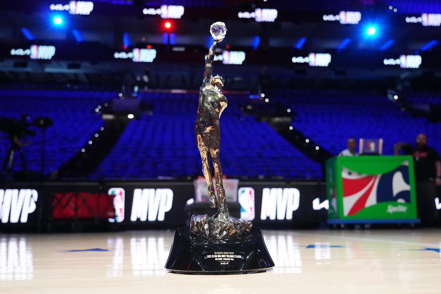 NBA已发放常规赛各大奖项的投票 投票将于附加赛开打之前截止(1)