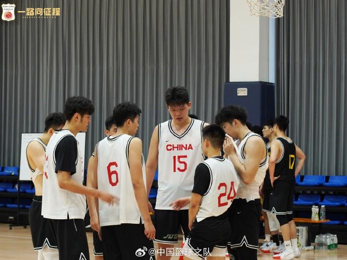 中国篮球之队晒训练照：杨瀚森、邹阳、王岚嵚、林葳、廖三宁在列(1)