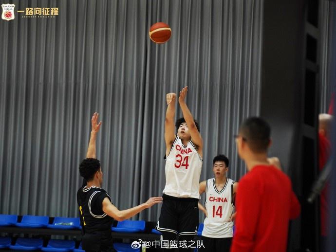 中国篮球之队晒训练照：杨瀚森、邹阳、王岚嵚、林葳、廖三宁在列(8)