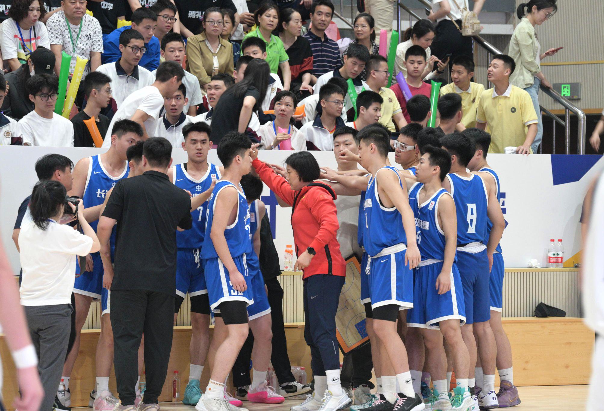 中国篮球协会与湖南新华书店集团举办“篮球正青春”主题活动(5)