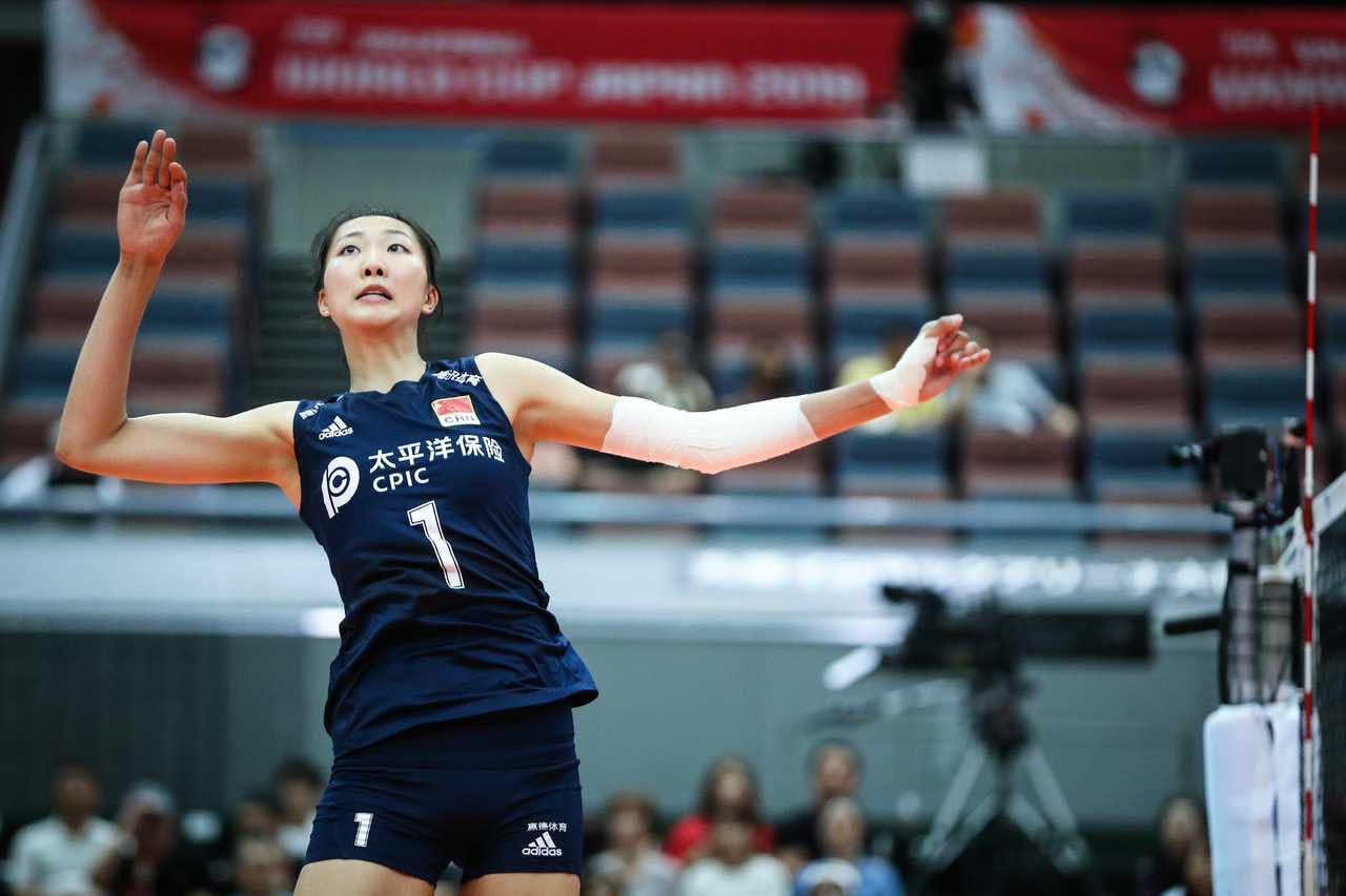 郎平退休后，明年世锦赛谁和袁心玥组成中国女排的强大副攻线？(2)