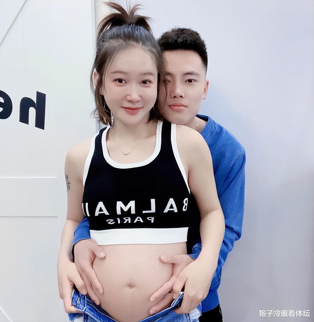 并未退役？26岁中国短跑女飞人晒孕照 曾随接力队两破亚洲纪录(1)