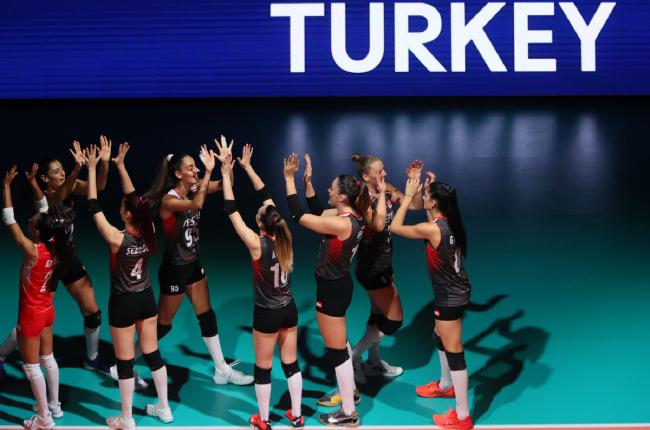 国家联赛土耳其女排名单缩减至19人 艾达博兹压阵(1)