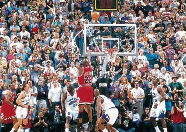 “经典”永流传！盘点NBA最著名的五大背景帝：邓肯高居第二名！(1)
