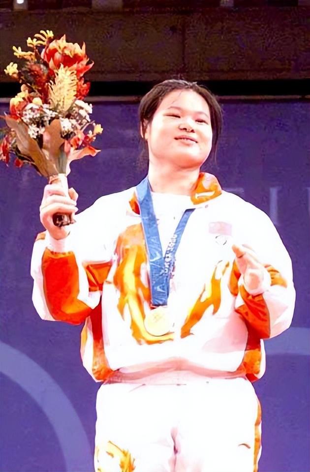 2003年，奥运冠军陈晓敏以399万拍卖所有奖牌，全部所得捐建学校(4)