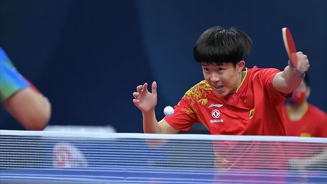 中国队世乒赛丢掉首分，王楚钦不敌日本天才，张本智和怒吼庆祝(4)