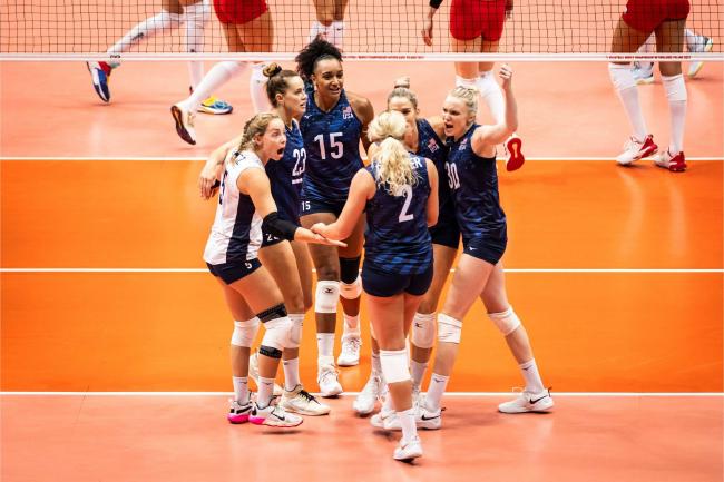 女排世锦赛美国3-0完胜土耳其 时隔8年重返4强