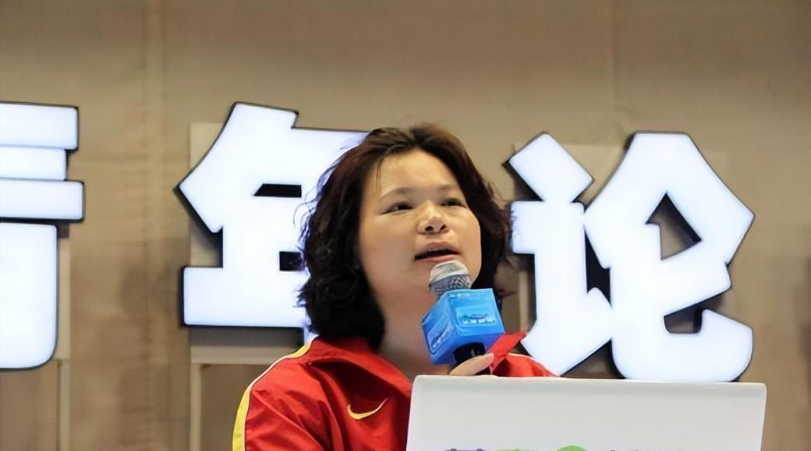 奥运冠军陈晓敏：399万元拍卖掉自己的金牌，辞去公职后全家移民(5)