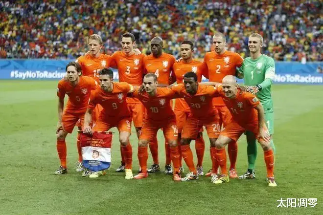 世界杯韩国队的风格，就是90年代荷兰的全攻全守(3)