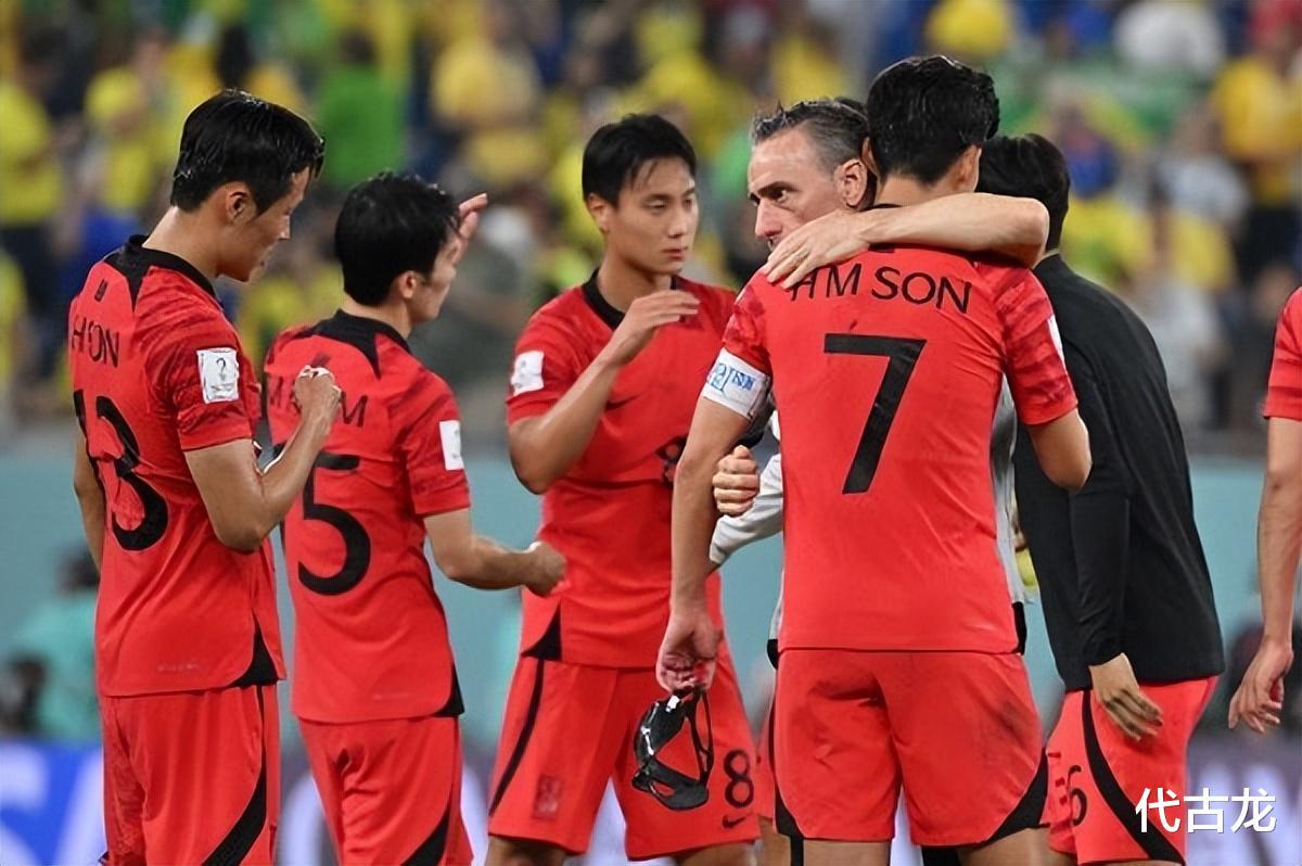 无缘世界杯8强，韩国队1-4惨败巴西，马德兴嘲讽：比国足还惨(2)