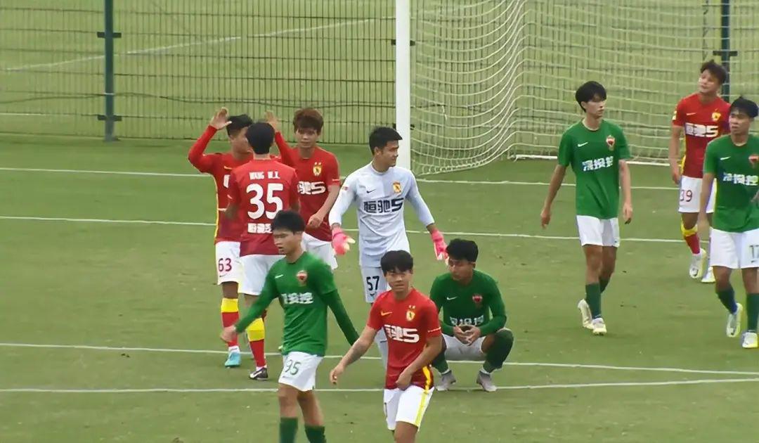 1-0绝杀！广州队赢下德比(4)