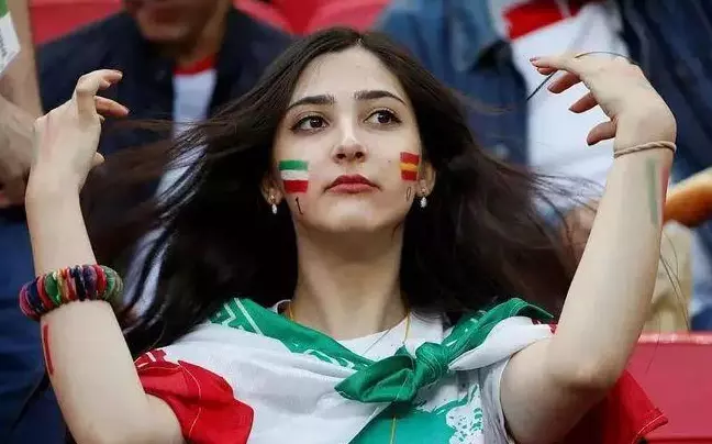 以儆效尤！伊朗球员因支持女性将被处决，国际足协发文声援(4)