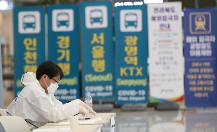 反制来了，韩要求中国游客佩戴“黄牌”后，中方宣布暂停签发签证(2)