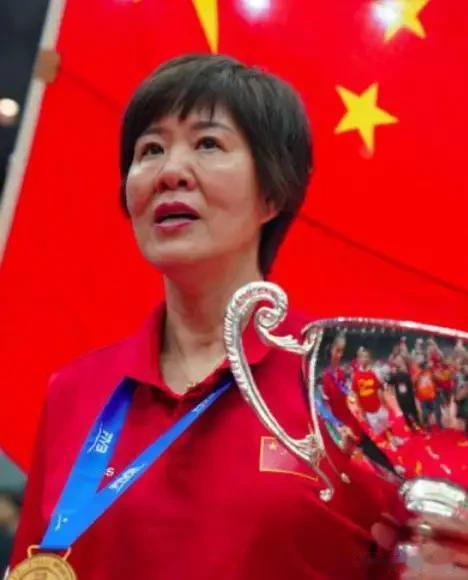 中国女排卫冕东京奥运会的最大的对手(4)