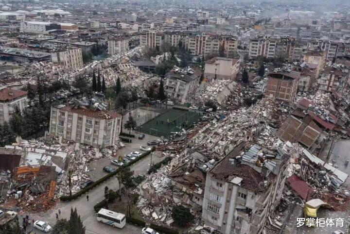 土耳其地震已致超3000人死亡！中国选手无大碍，朱婷“躲过一劫”