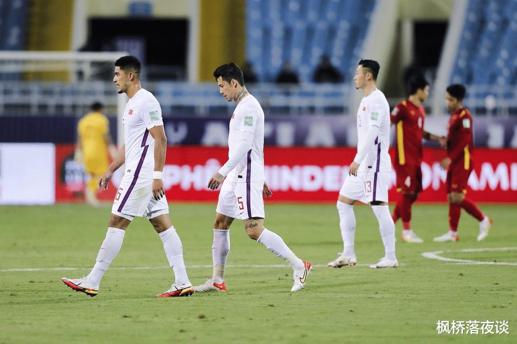 中国足球又错失一华裔天才？19岁踢上荷甲，如今入选荷兰国青！