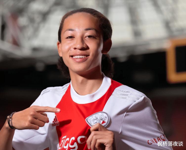中国足球又错失一华裔天才？19岁踢上荷甲，如今入选荷兰国青！(8)