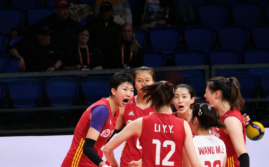 中国女排迎来新突破！顶级球员自我调整，世联赛冲冠