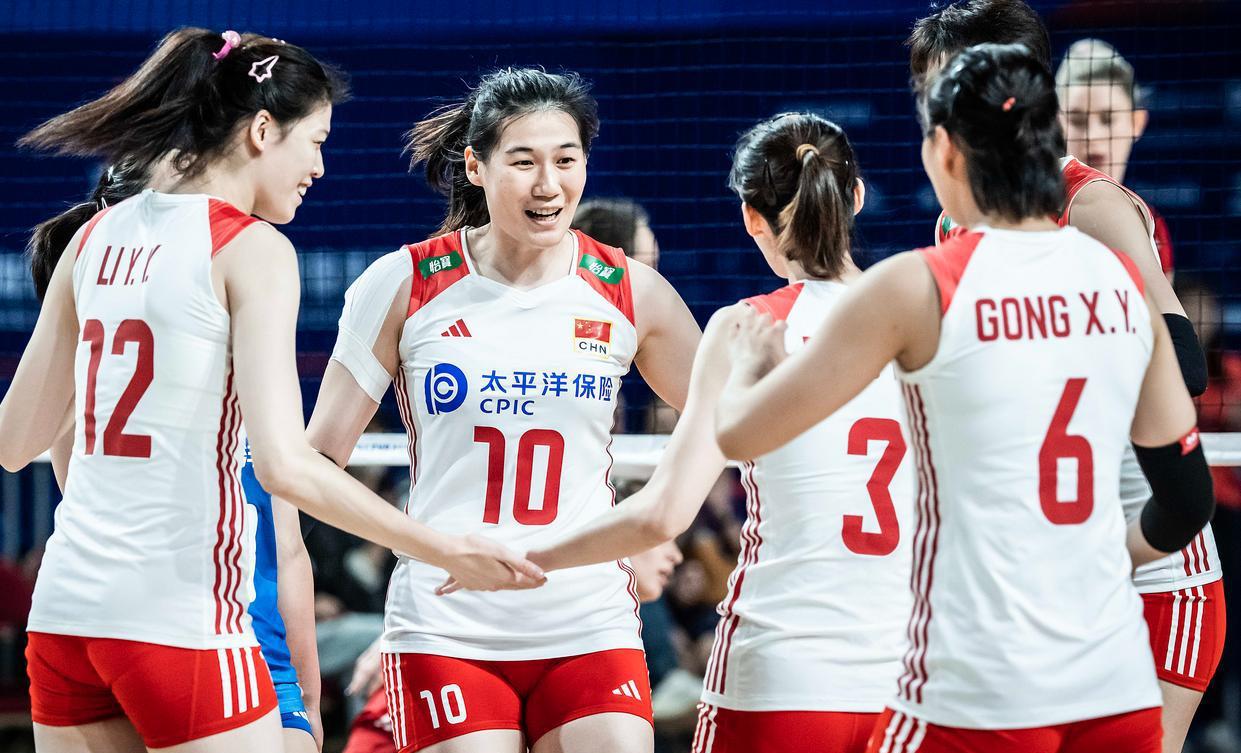 世联赛最新积分榜：中国女排0-3掉到第2，或连败，仅1队保持不败(2)