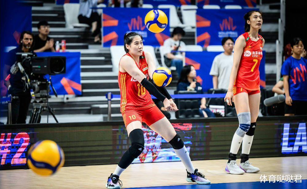 世界联赛迎来大结局！中国女排1-3不敌土耳其队，前三名全部诞生(3)