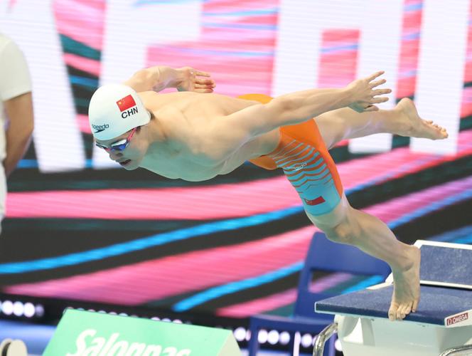 中国游泳新势力崛起，18岁19岁选手争先创纪录！(3)