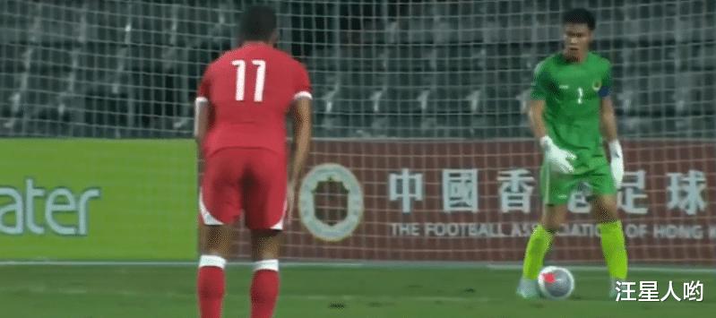 20分钟2球！中国香港吊打亚洲弱旅，归化球员圆月弯刀，实力出众