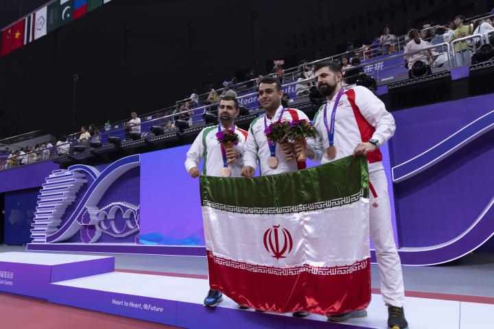 时隔65年，伊朗男乒再次站上亚运领奖台(1)