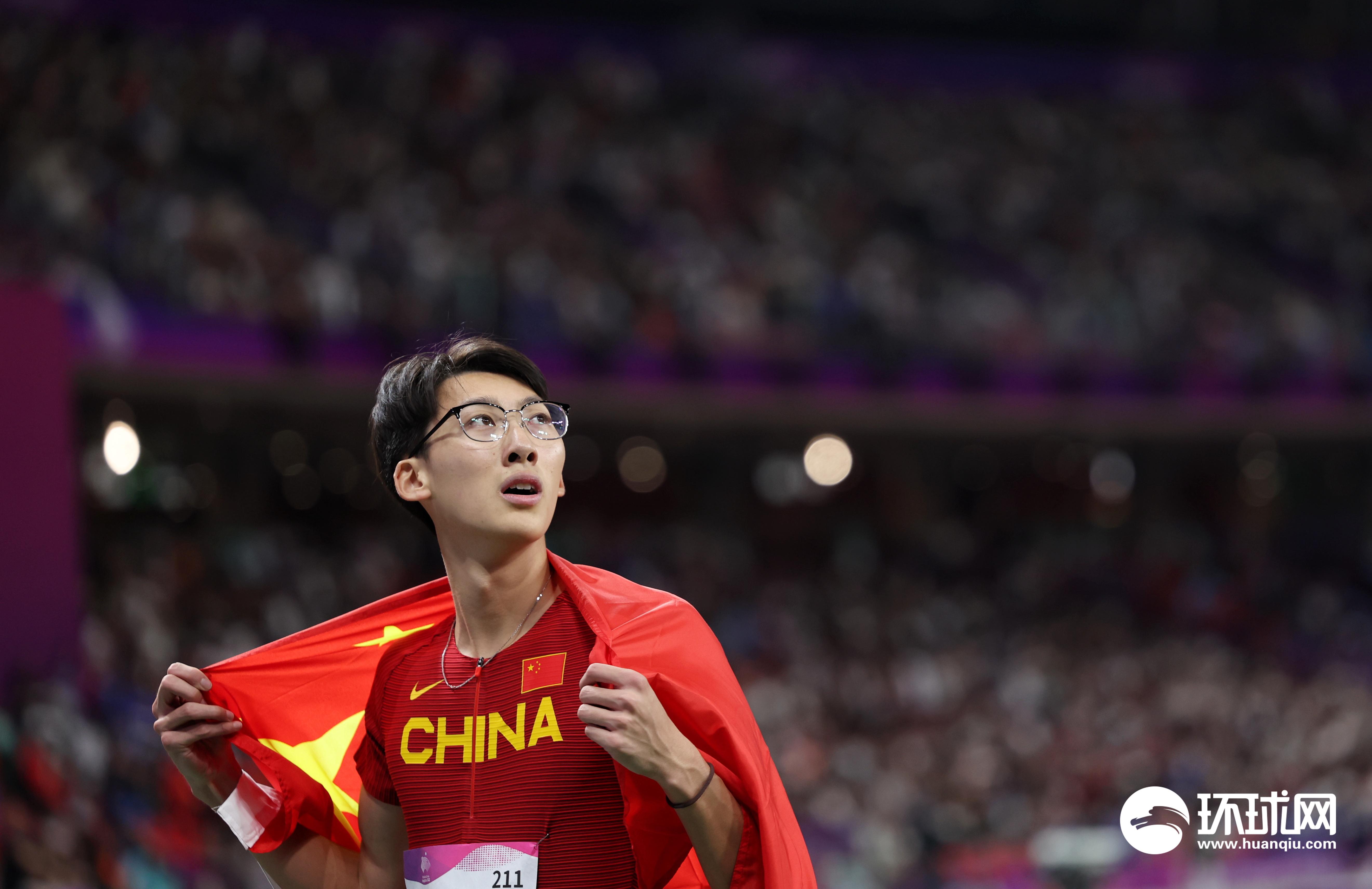 [图集]中国选手徐卓一获110米跨栏季军(2)