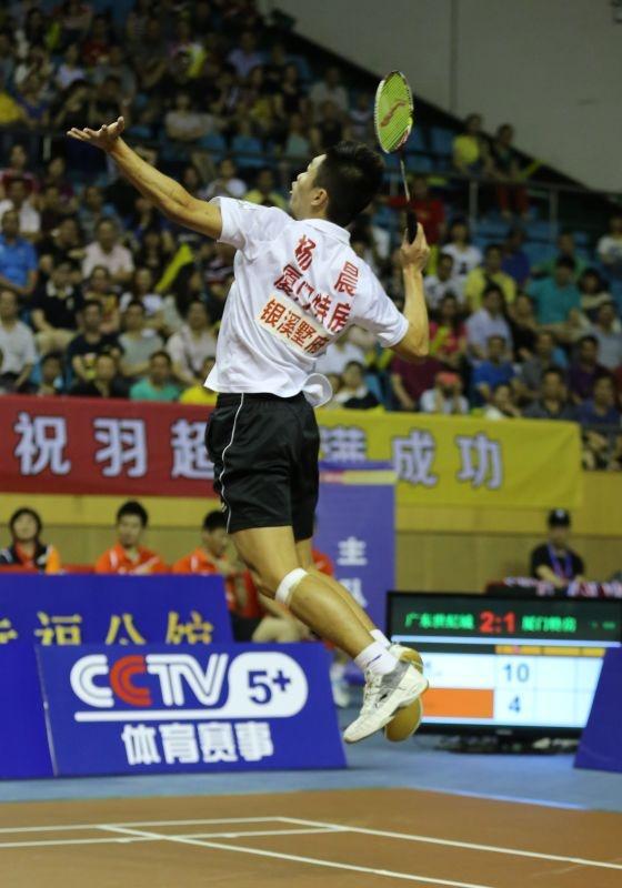武汉前国羽球员自创羽毛球品牌，年销售球拍超百万副(2)