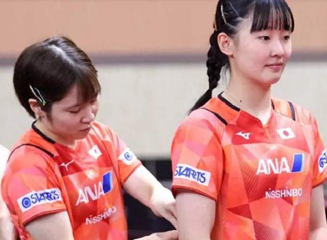 中国教练在全日本赛欢呼：混双女双完美，赛场交给张本美和(8)