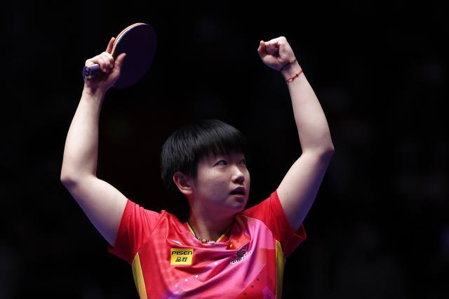 险胜！中国女乒3比2日本 豪取世乒赛女团六连冠(2)