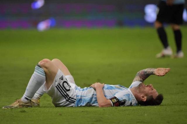 小胜乌拉圭，阿根廷回归“传统”：防守+梅西=冠军？(4)