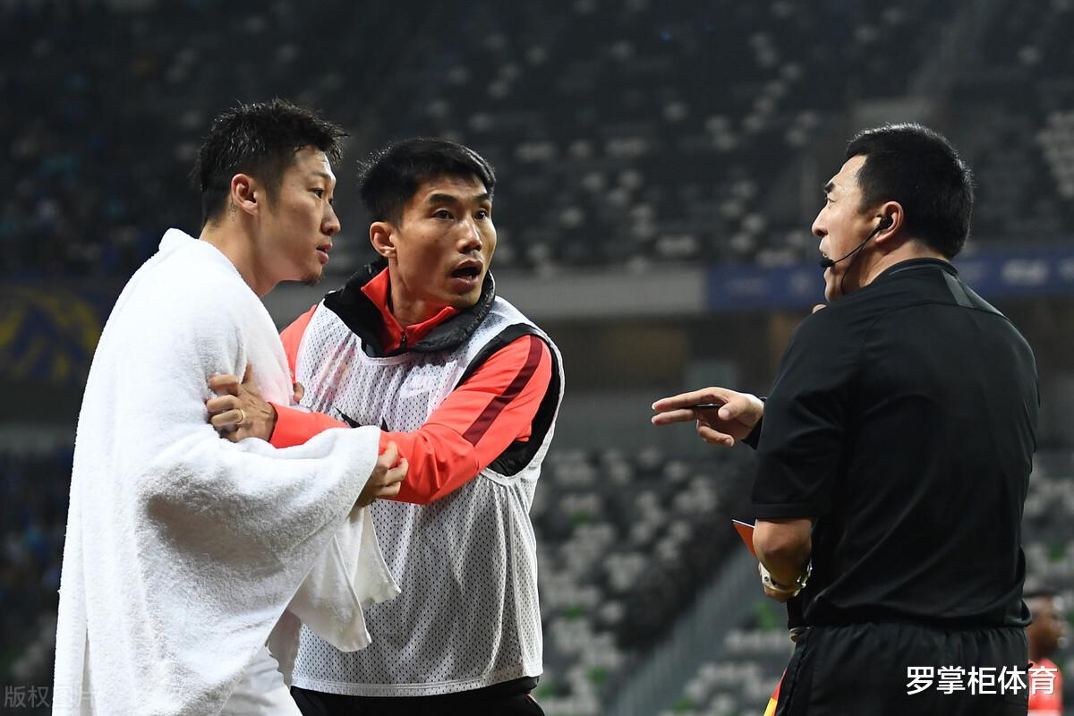 郑智新赛季去向基本敲定，未来或选择正式退役，回恒大专心当教练(3)