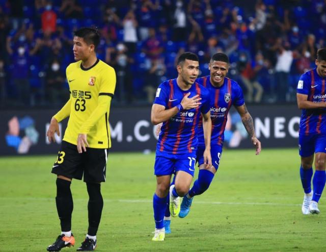狂热马来西亚足球①难怪广州小将被吓得输了0:5(8)