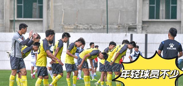 中超广州队负武汉三镇，或成为首支降级的球队，刘智宇无力回天(4)