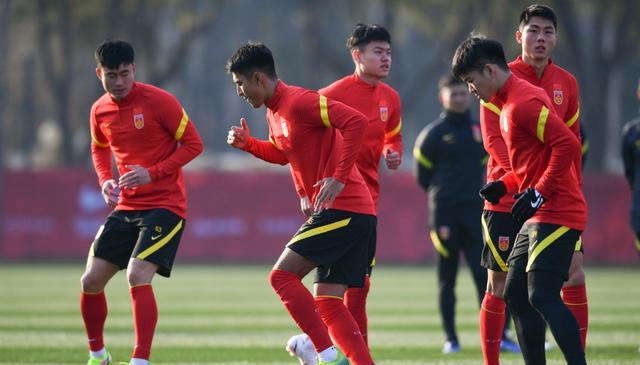 韩国正式申请接盘亚洲杯，中国足协长舒一口气，中国球迷酸的有理(7)