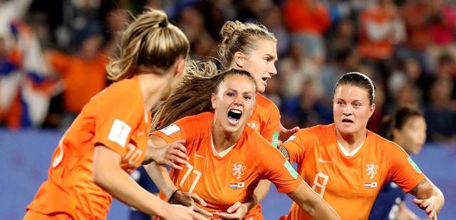 12-0！荷兰女足又发飙，8分钟4球，中国女足何时能报2-8之仇？(2)